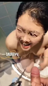 圣水浇灌母狗