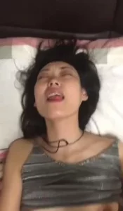 操小区熟女